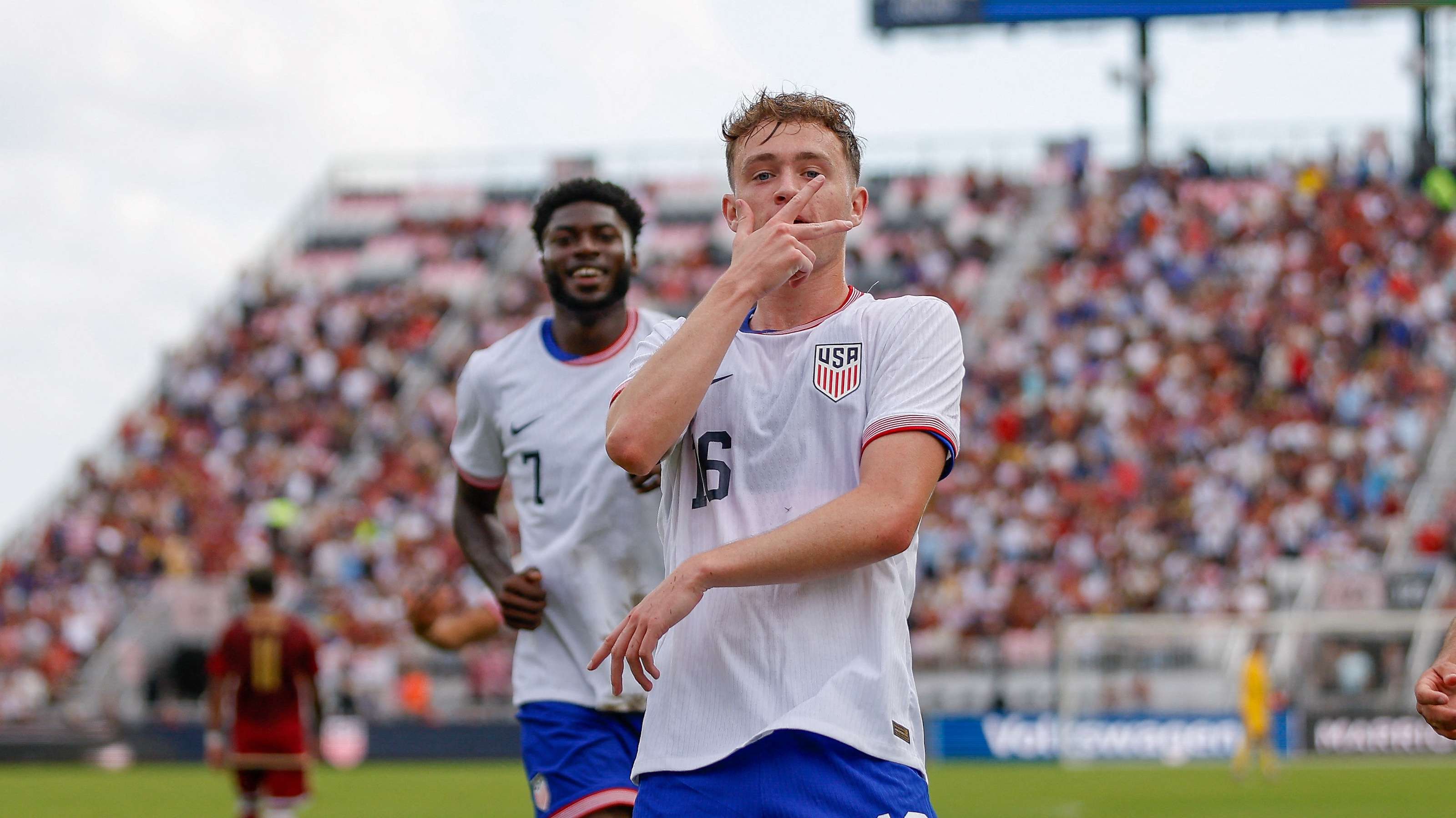 他在此前执 他在此前执